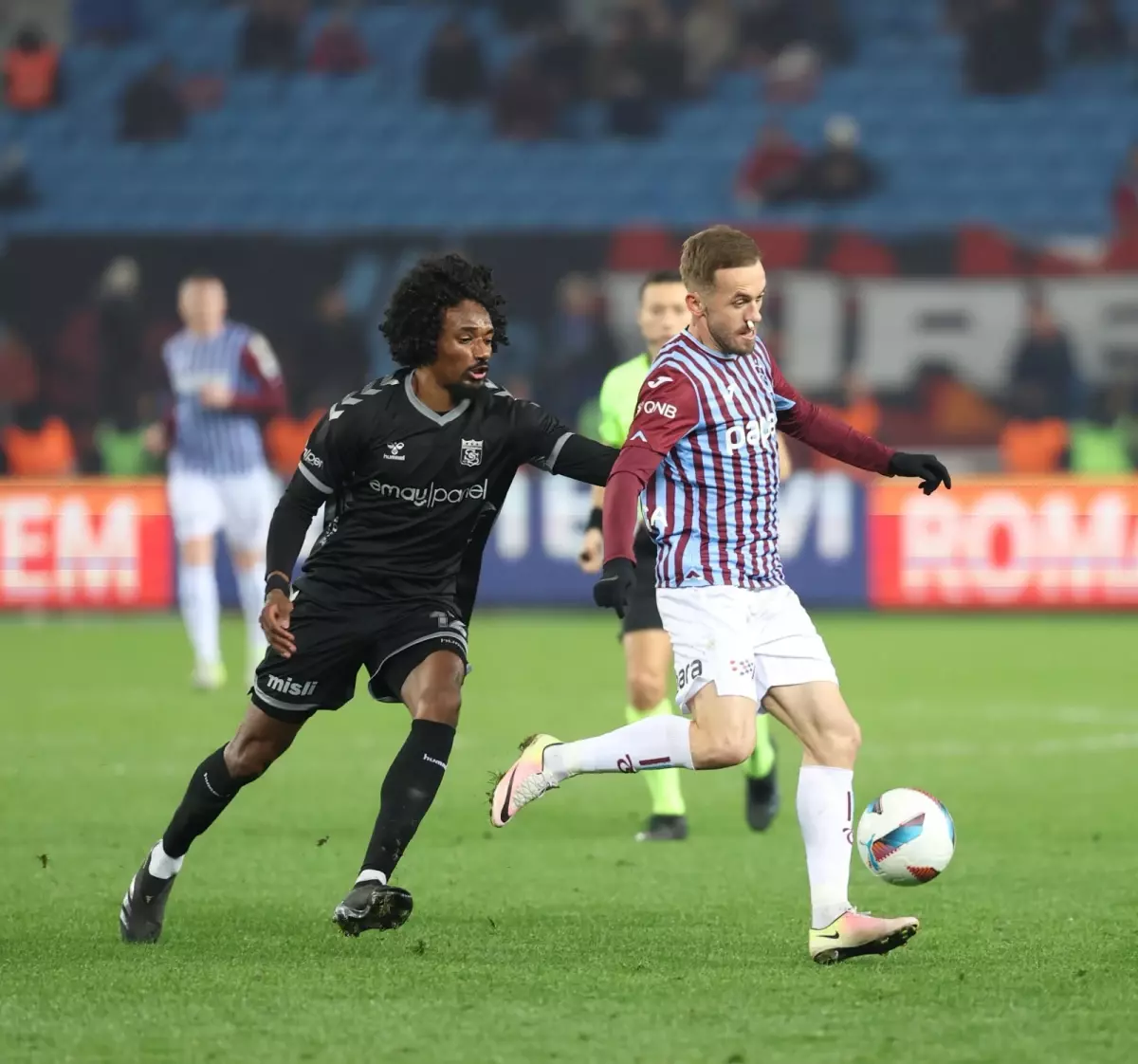 Trabzonspor, Sivasspor’u 4-0 ile Geçti